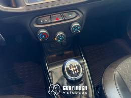 CHEVROLET - PRISMA - 2016/2017 - Branca - R$ 59.900,00