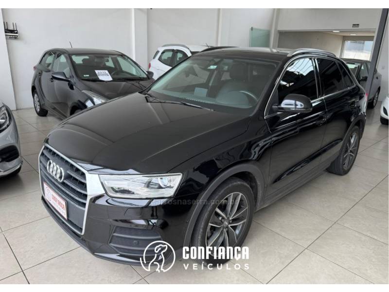 AUDI - Q3 - 2017/2018 - Preta - R$ 134.900,00