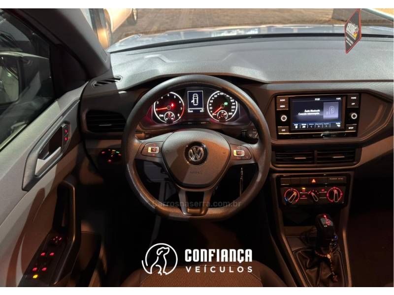 VOLKSWAGEN - T-CROSS - 2021/2021 - Prata - R$ 98.900,00