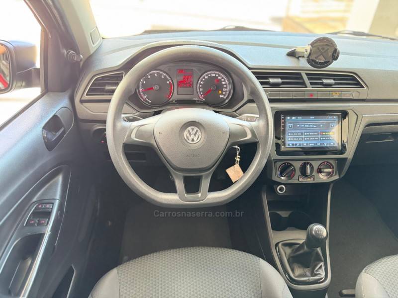 VOLKSWAGEN - SAVEIRO - 2020/2021 - Preta - R$ 63.900,00