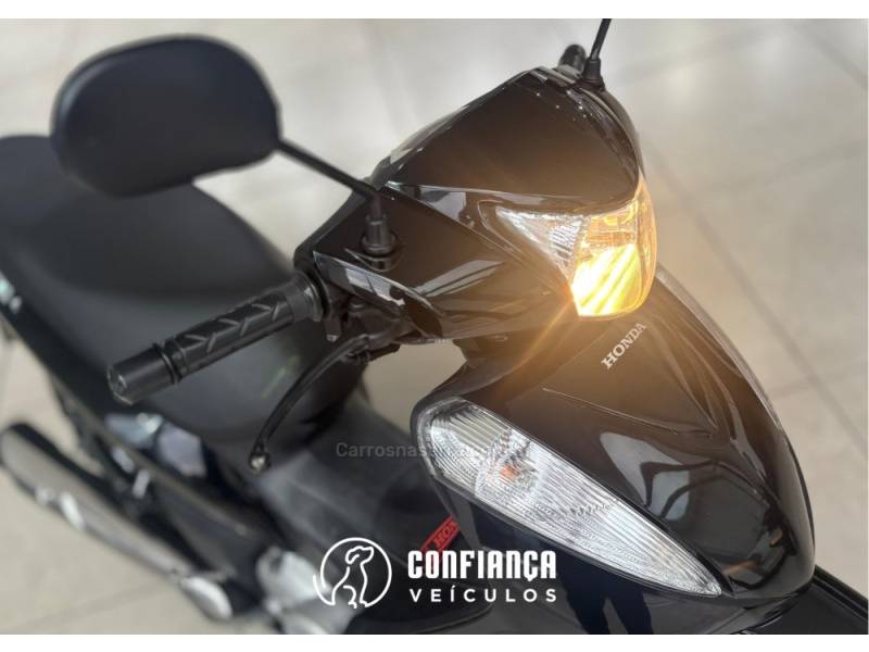 HONDA - BIZ 125 - 2012/2012 - Preta - R$ 10.490,00