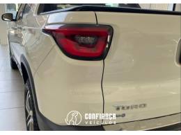 FIAT - TORO - 2017/2017 - Branca - R$ 109.900,00