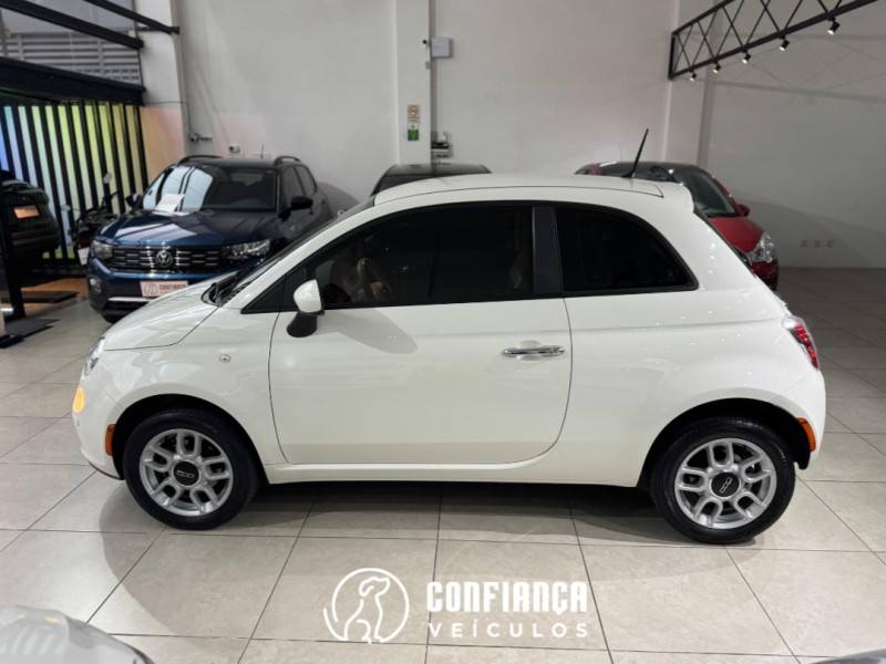 FIAT - 500 - 2012/2013 - Branca - R$ 46.900,00