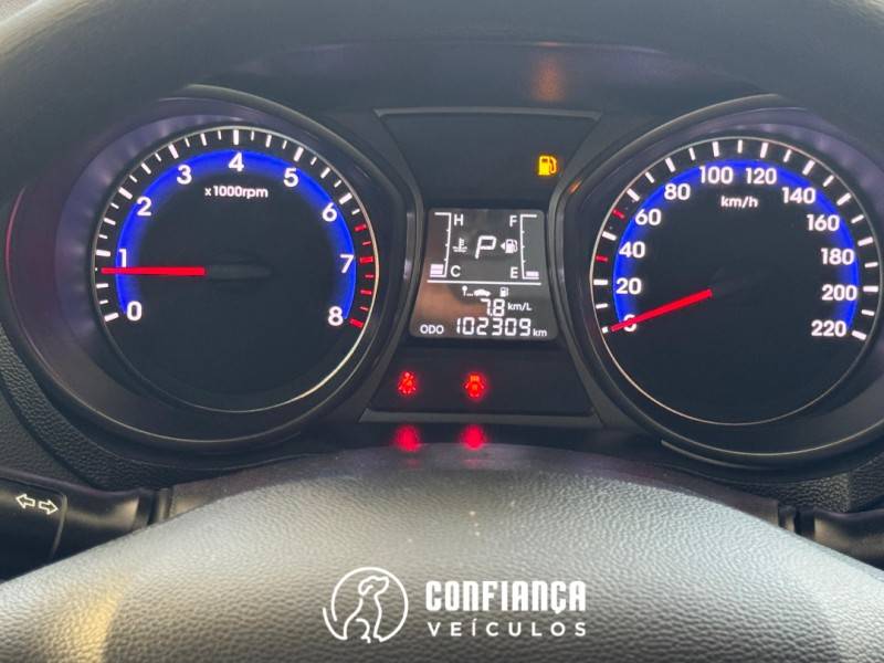 HYUNDAI - HB20S - 2015/2015 - Branca - R$ 55.900,00