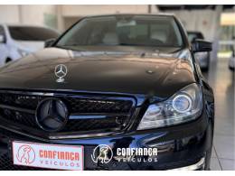 MERCEDES-BENZ - C 180 - 2013/2014 - Preta - R$ 79.900,00