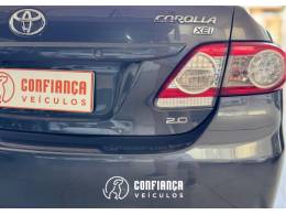 TOYOTA - COROLLA - 2011/2012 - Cinza - R$ 64.900,00