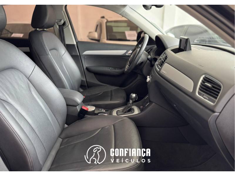 AUDI - Q3 - 2018/2018 - Preta - R$ 125.900,00