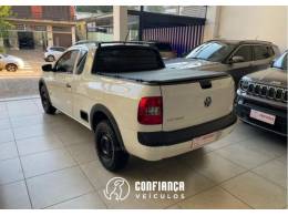 VOLKSWAGEN - SAVEIRO - 2010/2011 - Branca - R$ 37.900,00