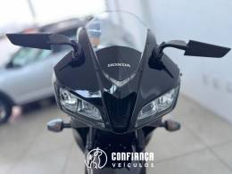 HONDA - CBR 600RR - 2008/2008 - Preta - R$ 43.900,00