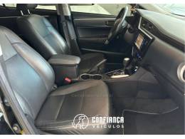 TOYOTA - COROLLA - 2018/2019 - Preta - R$ 112.900,00