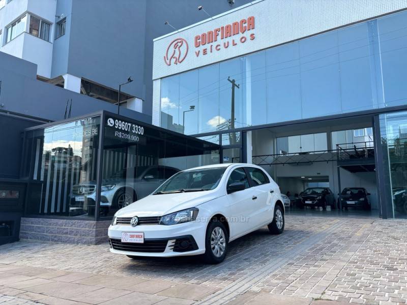 VOLKSWAGEN - GOL - 2017/2017 - Branca - R$ 46.900,00