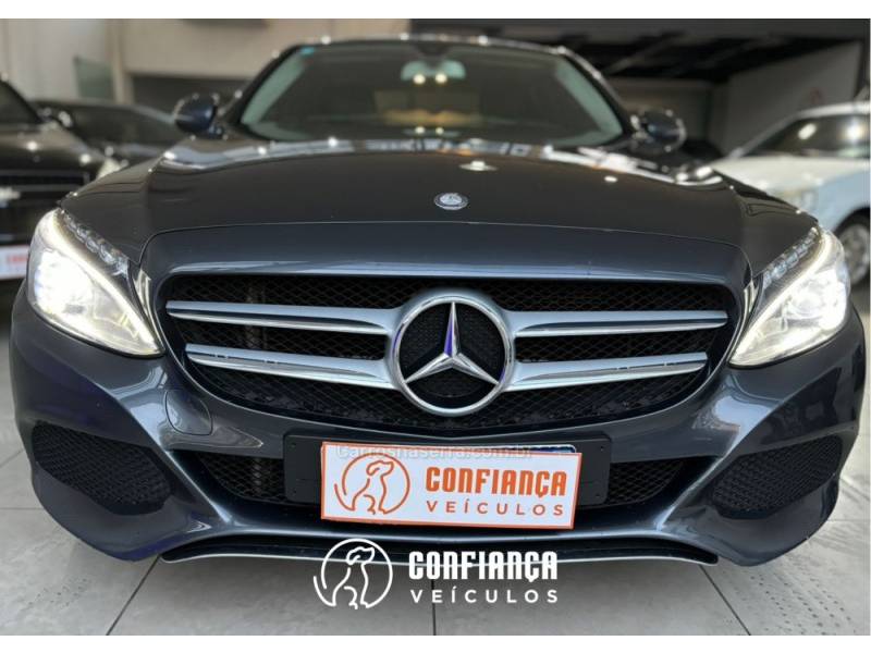 MERCEDES-BENZ - C 180 - 2015/2016 - Cinza - R$ 112.900,00