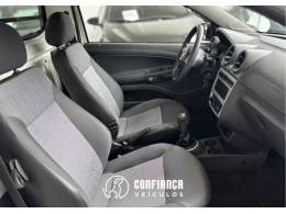 VOLKSWAGEN - SAVEIRO - 2014/2014 - Branca - R$ 45.900,00