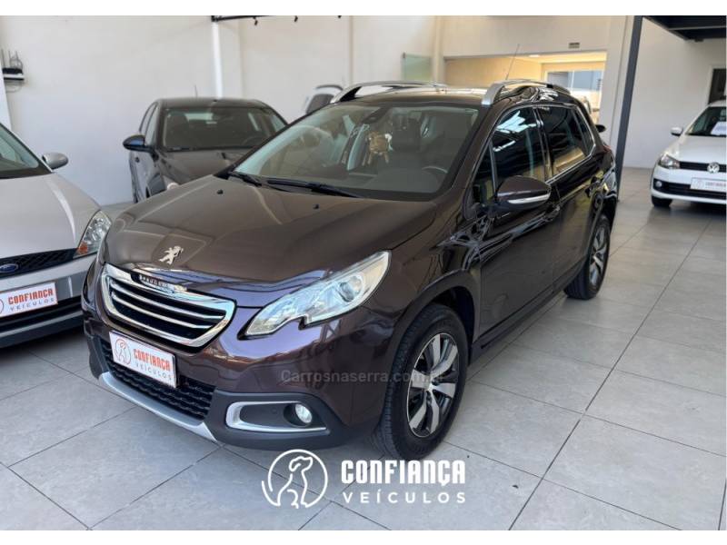 PEUGEOT - 2008 - 2016/2017 - Marrom - R$ 58.900,00