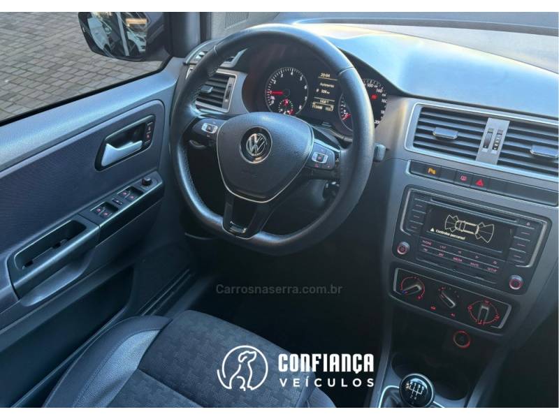 VOLKSWAGEN - FOX - 2016/2017 - Branca - R$ 54.900,00