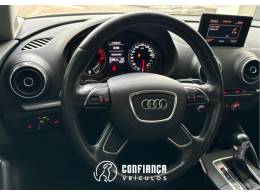 AUDI - A3 - 2014/2014 - Prata - R$ 71.900,00