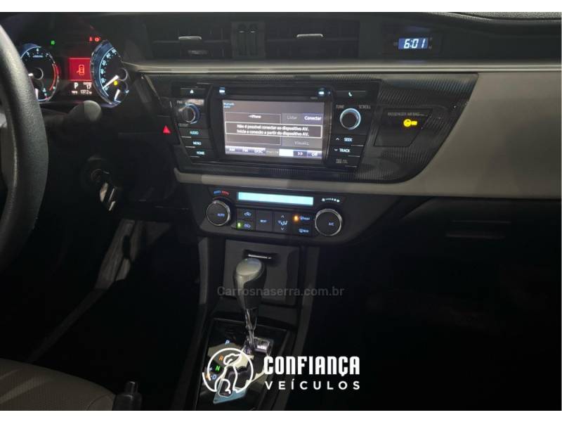 TOYOTA - COROLLA - 2016/2016 - Preta - R$ 87.900,00