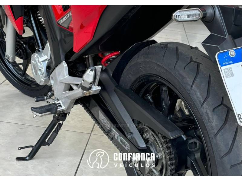 HONDA - CB 250F TWISTER - 2019/2019 - Vermelha - R$ 18.900,00