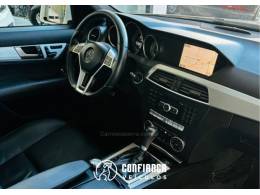 MERCEDES-BENZ - C 250 - 2013/2014 - Branca - R$ 99.900,00