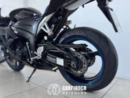 HONDA - CBR 600RR - 2008/2008 - Preta - R$ 43.900,00