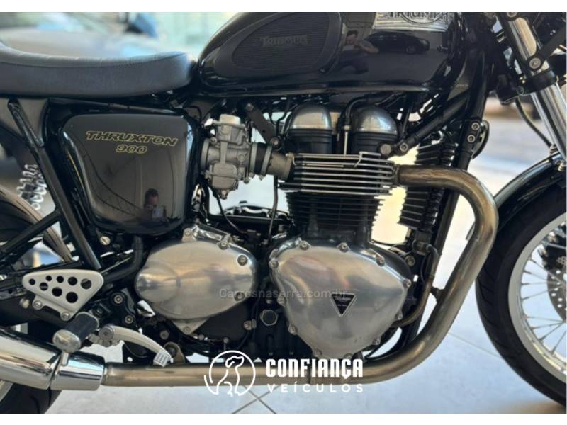 TRIUMPH - THRUXTON - 2014/2014 - Preta - R$ 31.900,00