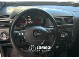 VOLKSWAGEN - FOX - 2016/2017 - Branca - R$ 54.900,00