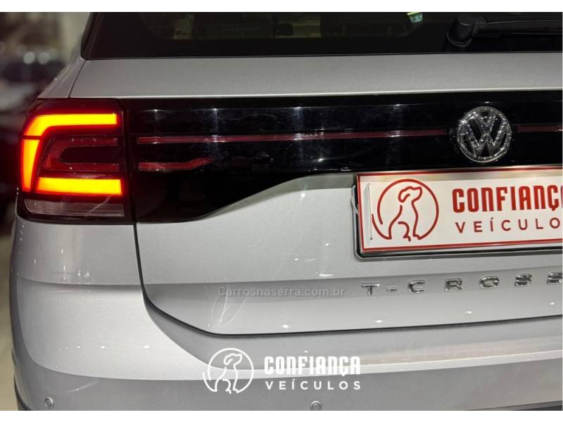 VOLKSWAGEN - T-CROSS - 2021/2021 - Prata - R$ 98.900,00