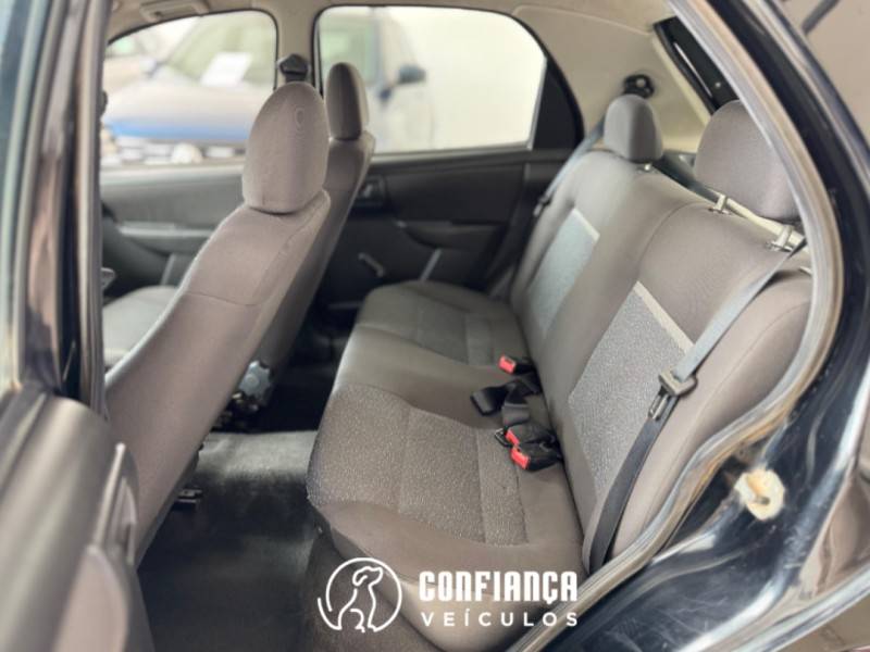 CHEVROLET - CELTA - 2012/2013 - Preta - R$ 24.900,00