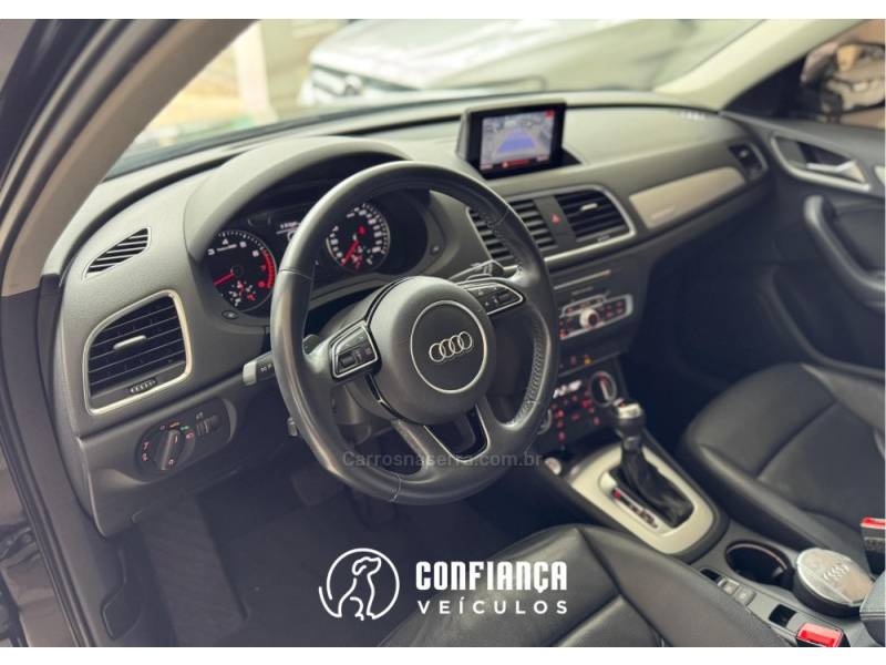 AUDI - Q3 - 2017/2018 - Preta - R$ 134.900,00