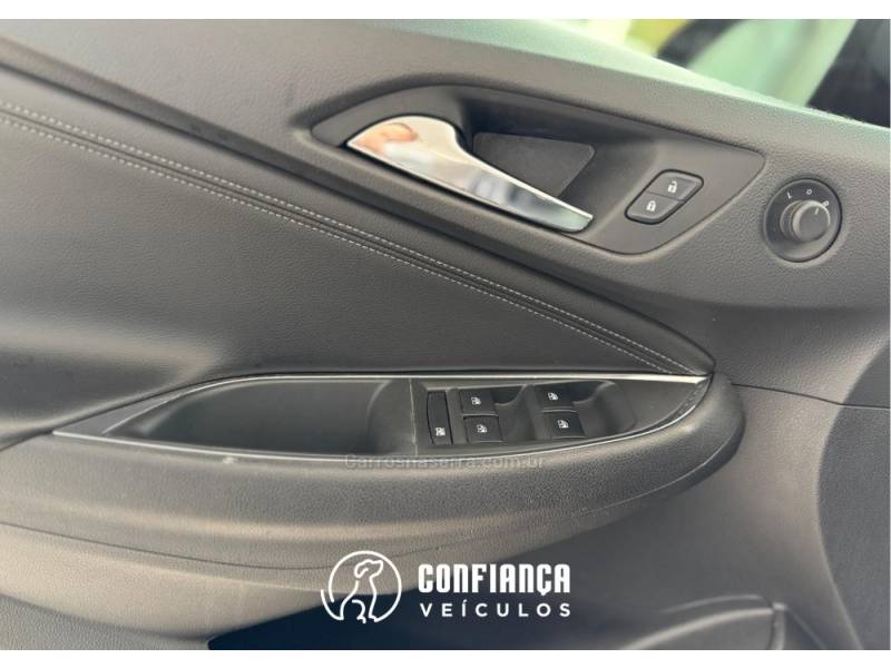 CHEVROLET - CRUZE - 2018/2019 - Preta - R$ 88.900,00