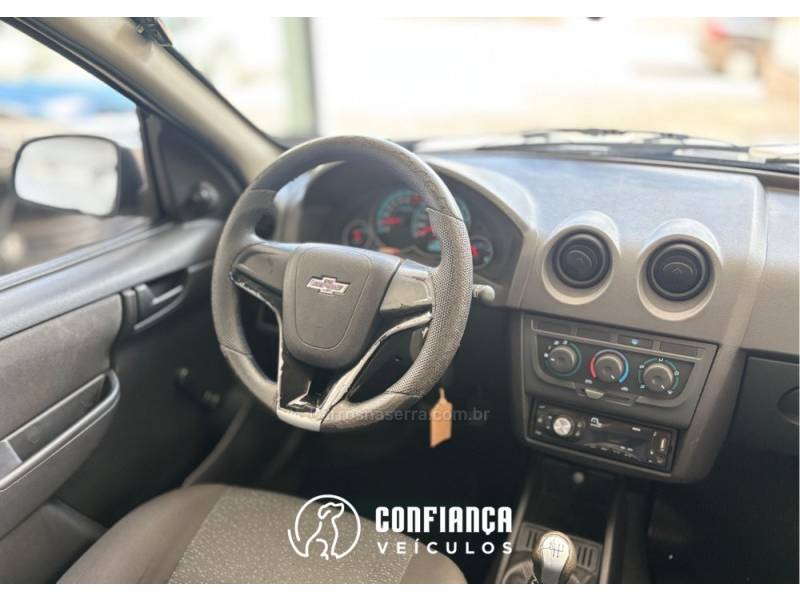 CHEVROLET - CELTA - 2011/2012 - Cinza - R$ 24.900,00