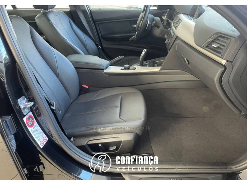 BMW - 320I - 2013/2014 - Preta - R$ 98.900,00