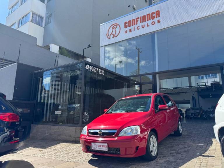 CHEVROLET - CORSA - 2008/2009 - Vermelha - R$ 29.900,00