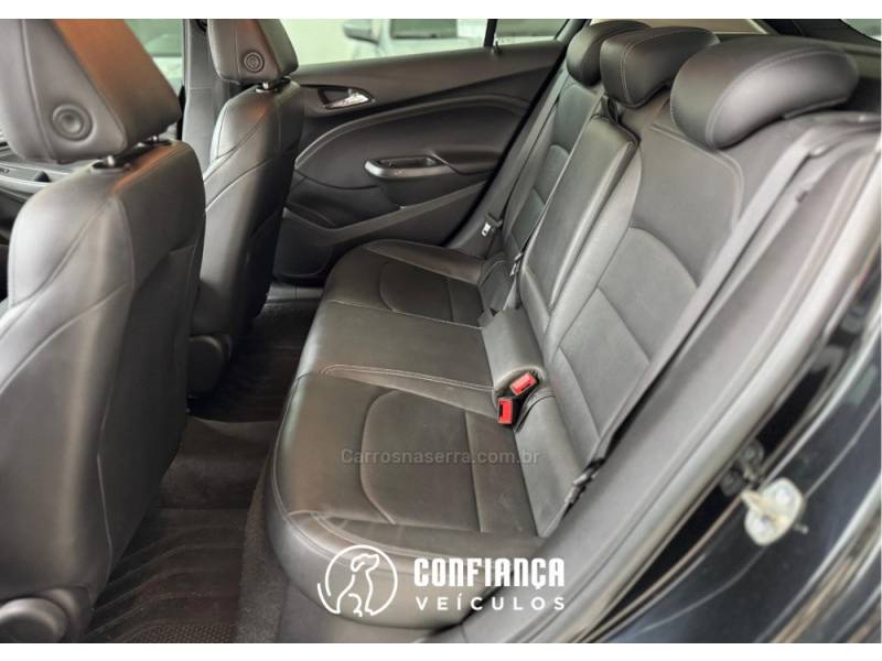 CHEVROLET - CRUZE - 2018/2019 - Preta - R$ 88.900,00