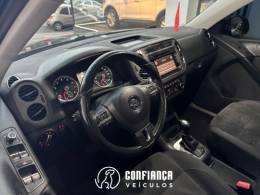 VOLKSWAGEN - TIGUAN - 2012/2012 - Preta - R$ 59.900,00