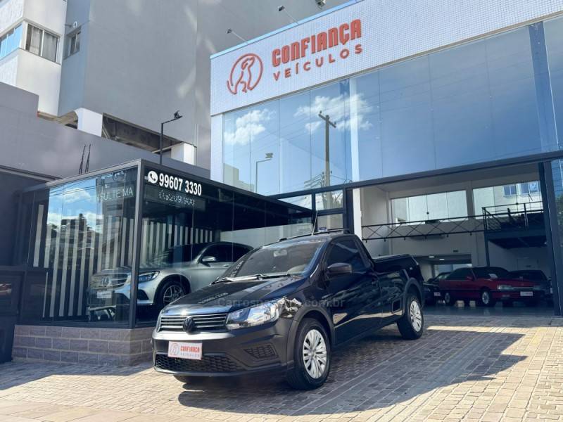 VOLKSWAGEN - SAVEIRO - 2020/2021 - Preta - R$ 63.900,00