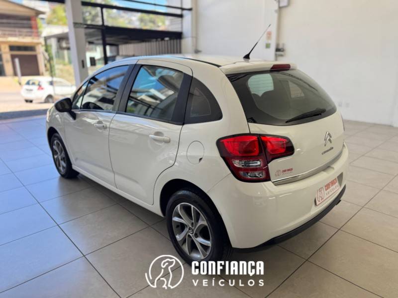 CITROËN - C3 - 2014/2015 - Branca - R$ 44.900,00