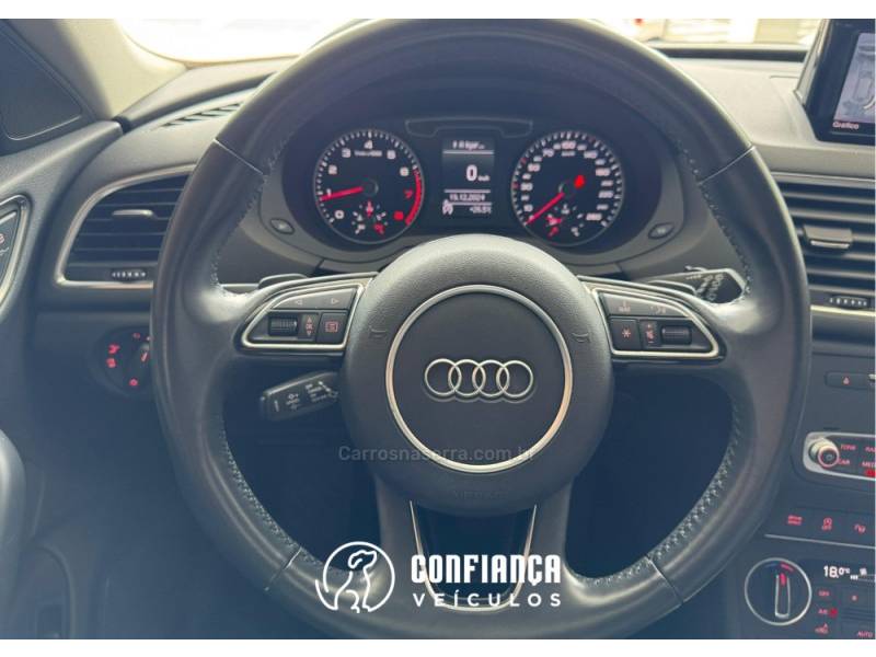 AUDI - Q3 - 2017/2018 - Preta - R$ 134.900,00