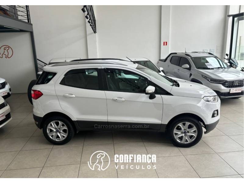 FORD - ECOSPORT - 2012/2013 - Branca - R$ 49.900,00