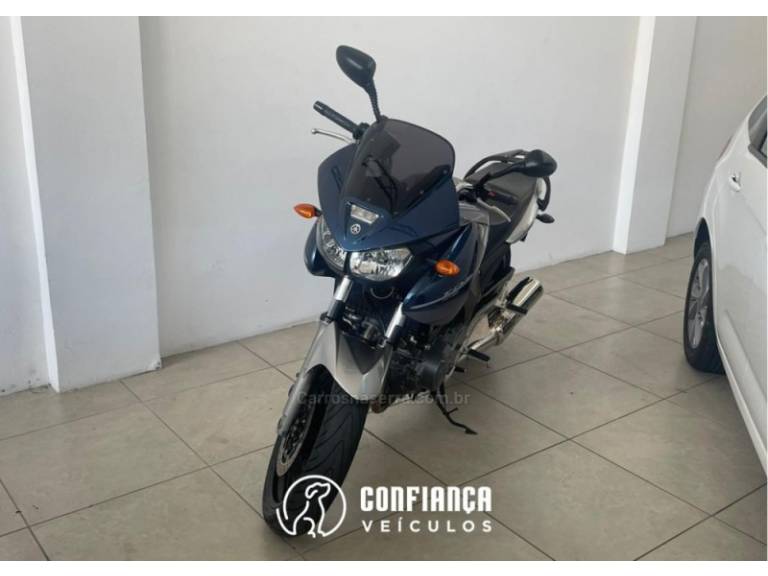 YAMAHA - TDM - 2006/2006 - Azul - R$ 30.000,00