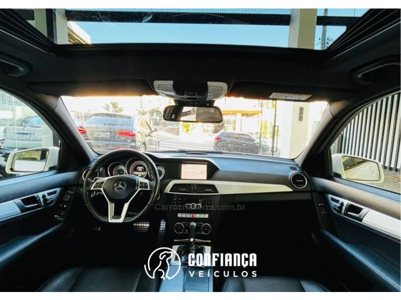 MERCEDES-BENZ - C 250 - 2013/2014 - Branca - R$ 105.900,00