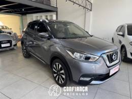 NISSAN - KICKS - 2016/2017 - Cinza - R$ 83.900,00