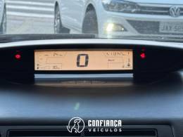 CITROËN - C4 - 2013/2014 - Branca - R$ 39.900,00
