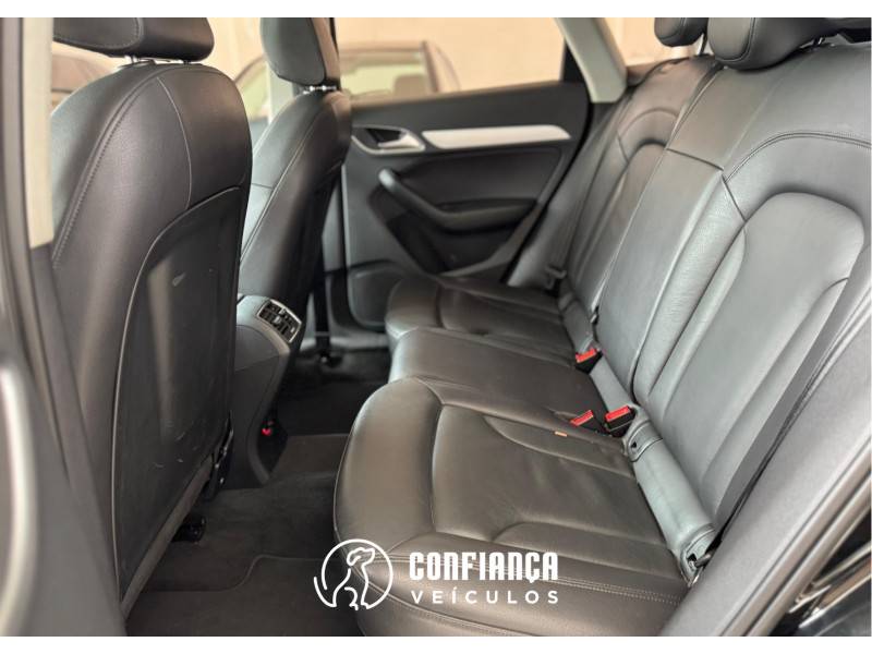 AUDI - Q3 - 2018/2018 - Preta - R$ 125.900,00