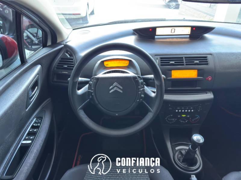 CITROËN - C4 - 2013/2014 - Branca - R$ 39.900,00