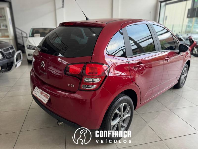 CITROËN - C3 - 2016/2017 - Vermelha - R$ 53.900,00