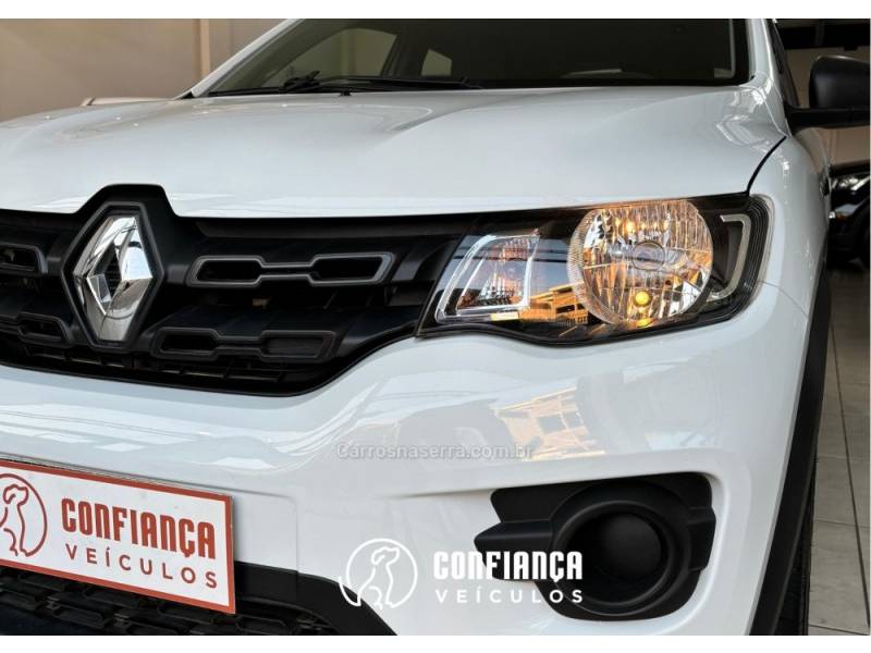 RENAULT - KWID - 2019/2020 - Branca - R$ 39.900,00