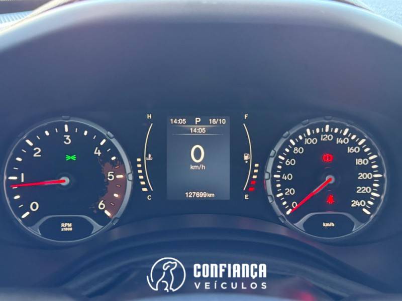 JEEP - RENEGADE - 2015/2016 - Branca - R$ 79.900,00