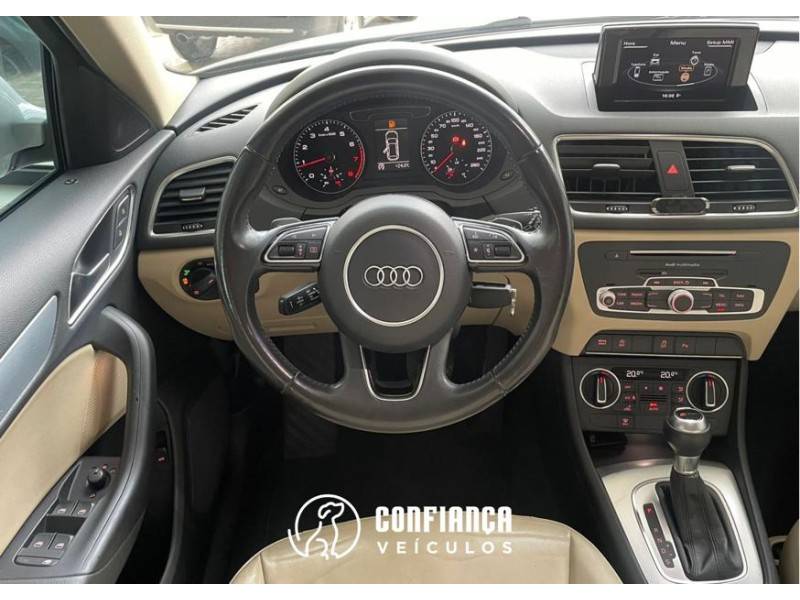 AUDI - Q3 - 2015/2016 - Branca - R$ 99.900,00
