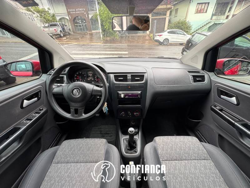 VOLKSWAGEN - SPACEFOX - 2013/2013 - Vermelha - R$ 47.900,00